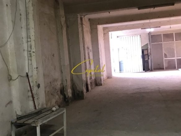 MAGAZINE ME QERA 340 M2 SIRI KODRA 800 EURO