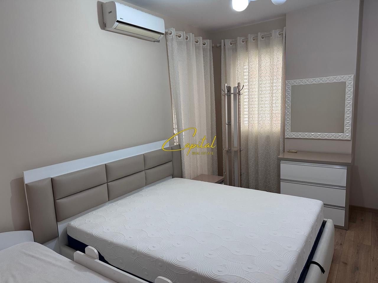 APARTAMENT ME QERA 1+1 YZBERISHT 52.000 LEKE