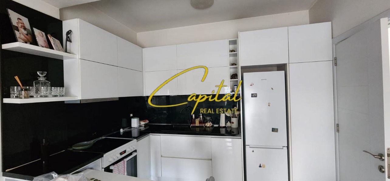 APARTAMENT ME QERA 2+1 KOMPLEKSI GOLDEN 3 55.000 LEKE