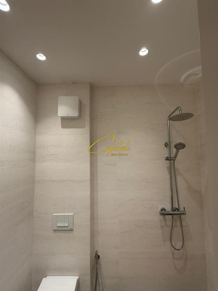 WhatsApp Image 2025-12-04 at 10.11.00 AM APARTAMENT ME QERA 1+1 ZOGU I ZI 75.000 LEKE