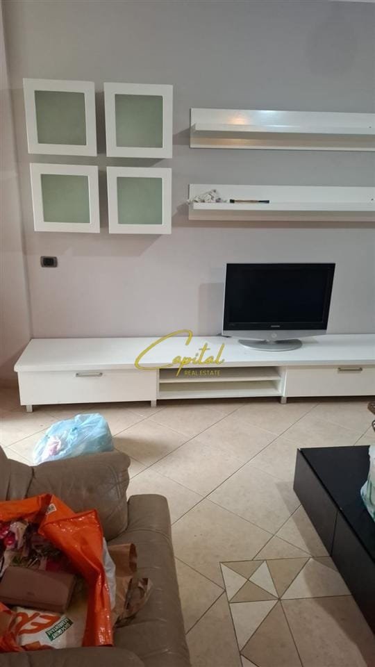 APARTAMENT ME QERA 2+1 SELVIA 700 EURO