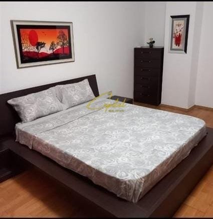 APARTAMENT ME QERA 1+1 21 DHJETORI 600 EURO