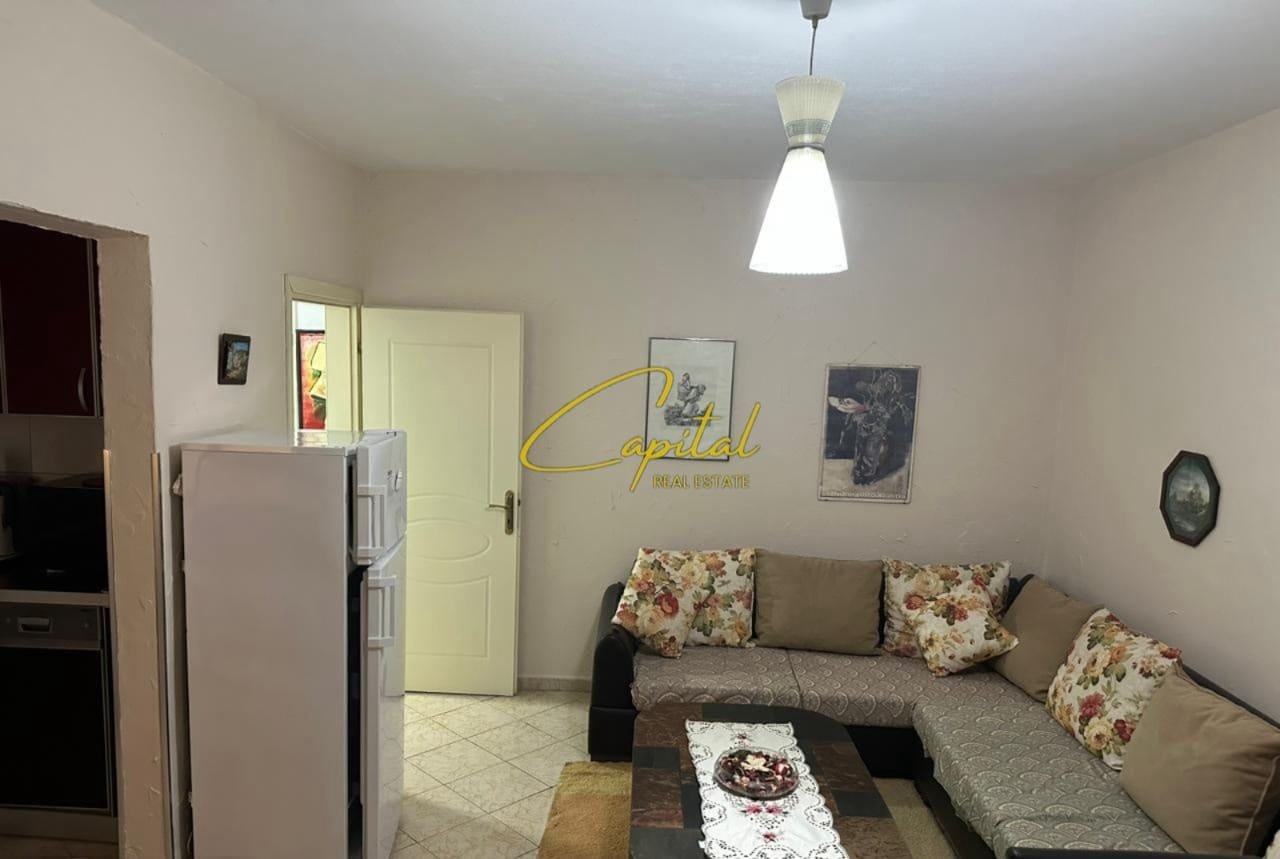 APARTAMENT ME QERA 2+1 PORCELAN 500 EURO