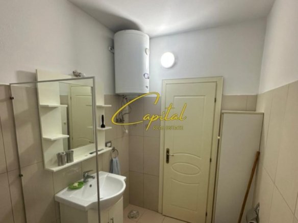 APARTAMENT ME QERA 2+1 PORCELAN 500 EURO