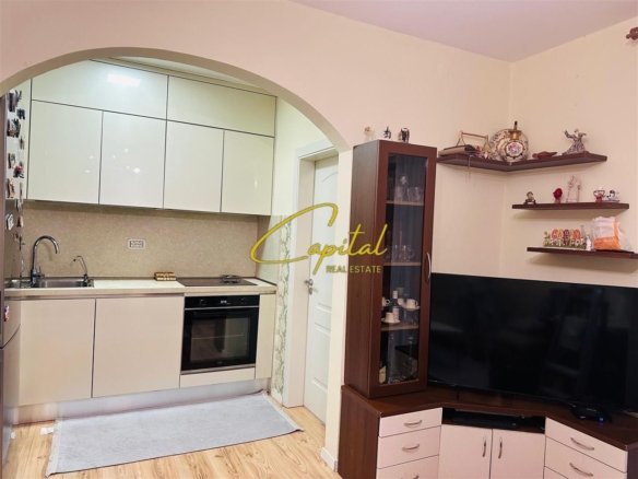 SHITET APARTAMENT 3+1 KOMBINAT 102.000 EURO