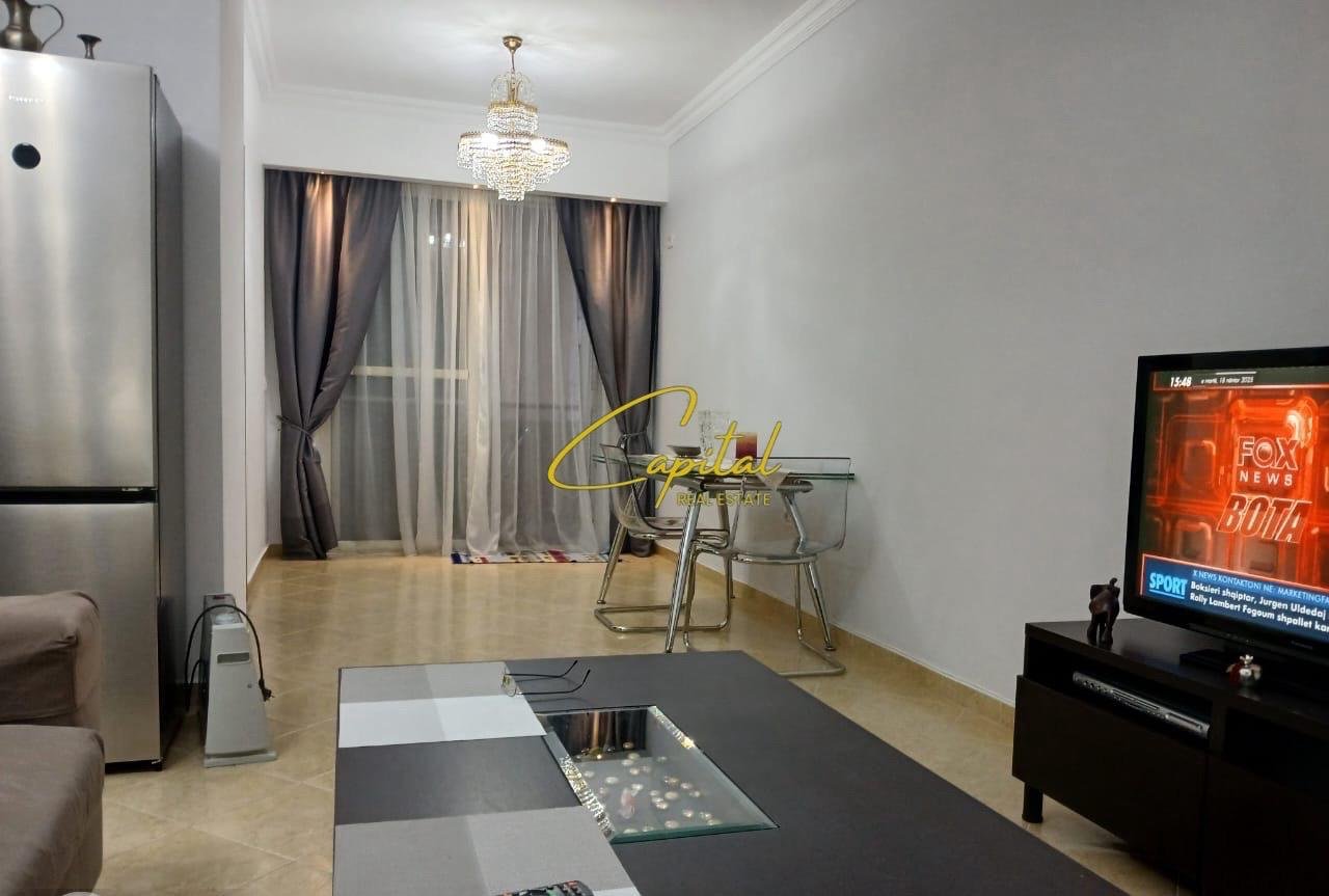 APARTAMENT ME QERA 2+1 FRESKU 520 EURO