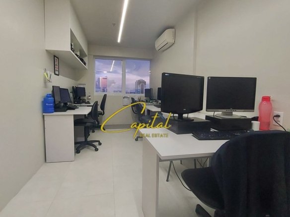 ZYRE ME QERA 65 M2 KOMUNA E PARISIT 600 EURO