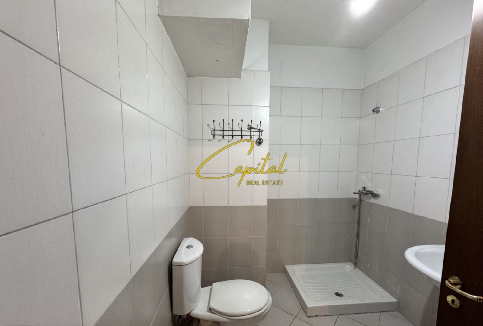 APARTAMENT ME QERA 2+1 KODRA E DIELLIT 50.000 LEKE