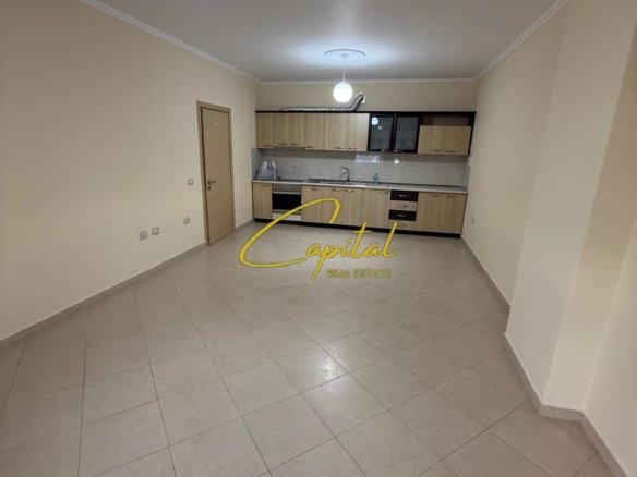APARTAMENT ME QERA 1+1 KINOSTUDIO 32.000 LEKE