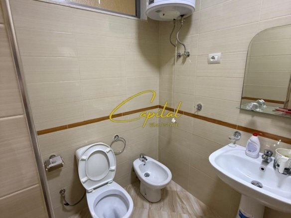 APARTAMENT ME QERA 1+1 KINOSTUDIO 32.000 LEKE