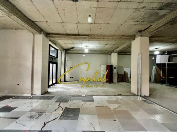 AMBIENT BIZNESI ME QERA 210 M2 BRRYLI 180.000 LEKE