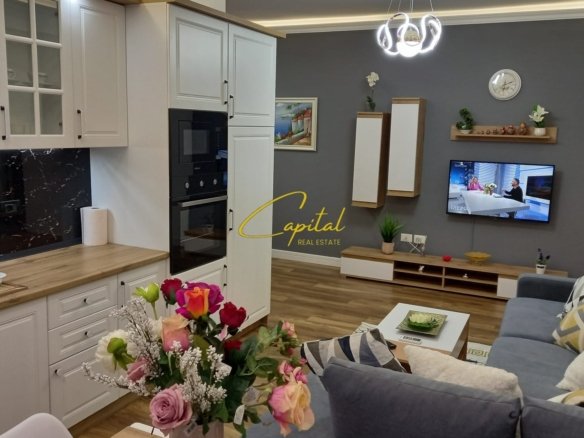 APARTAMENT ME QERA 1+1 SHESHI WILLSON 750 EURO