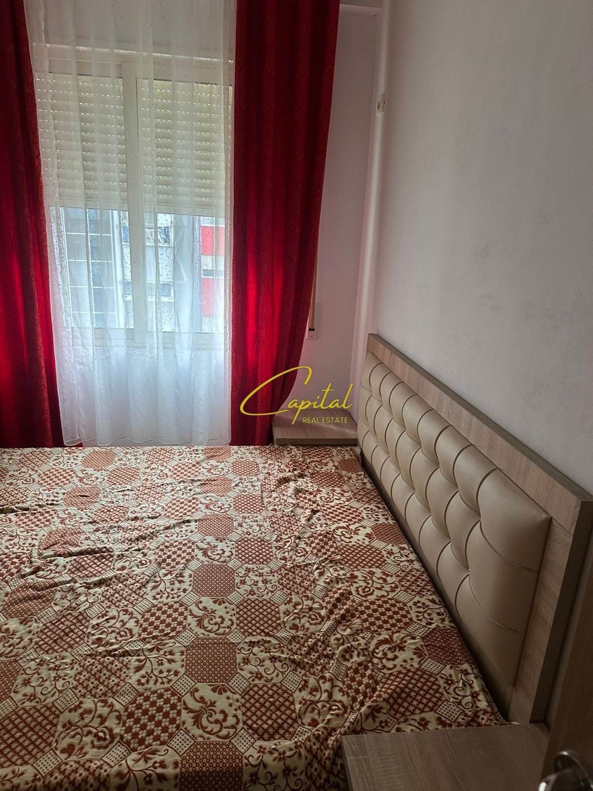 APARTAMENT ME QERA 1+1 KOMPLEKSI GOLDEN PARKU 50.000 LEKE