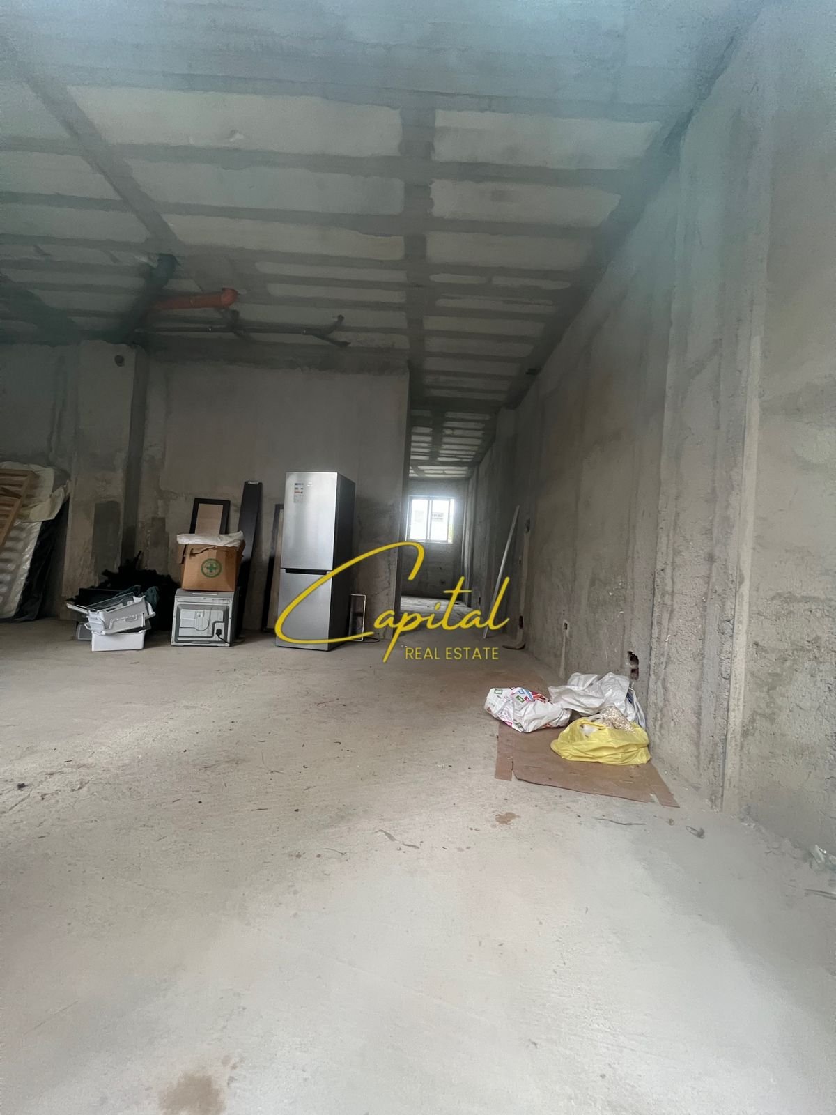 SHITET AMBIENT BIZNESI 300 M2 FRESKU 360.000 EURO