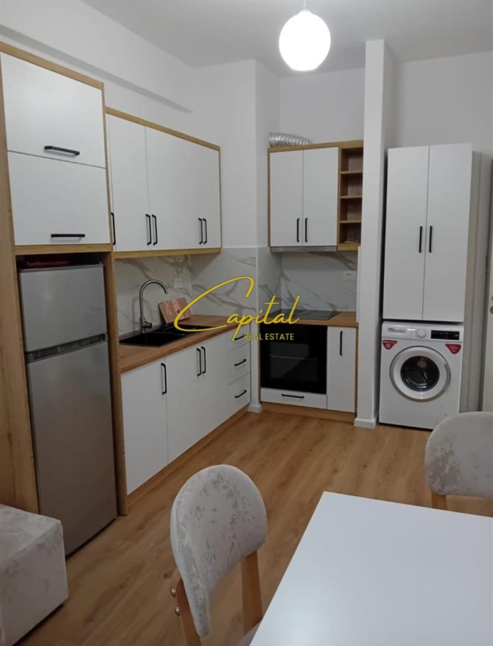 APARTAMENT ME QERA 1+1 ALI DEMI 40.000 LEKE