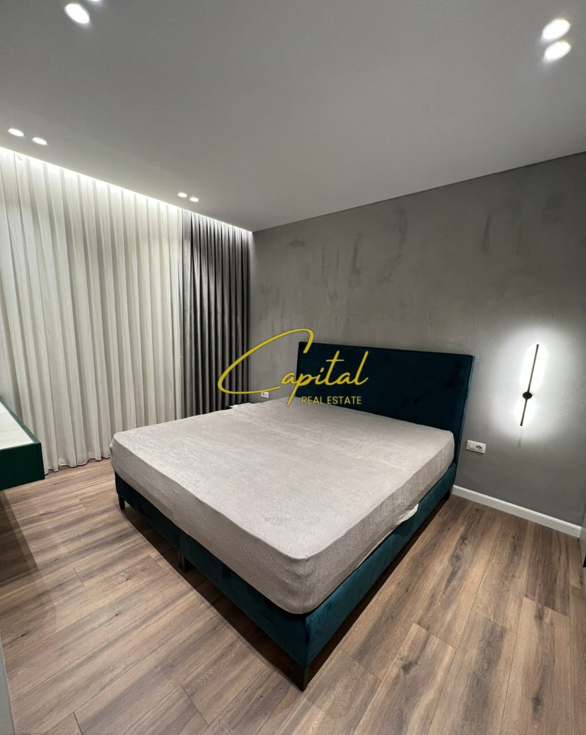 APARTAMENT ME QERA 2+1 ISH FUSHA AVIACIONIT 700 EURO