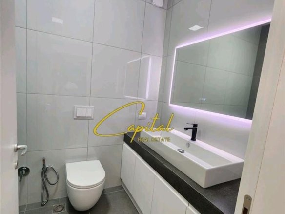 APARTAMENT ME QERA 2+1+2 KOPSHTI ZOOLOGJIK 120.000 LEKE