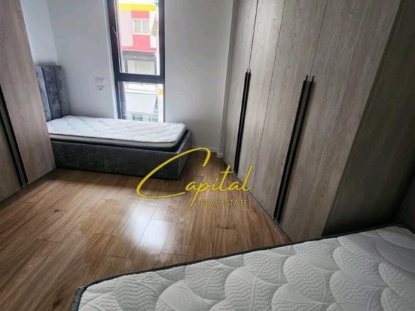 APARTAMENT ME QERA 2+1+2 KOPSHTI ZOOLOGJIK 120.000 LEKE