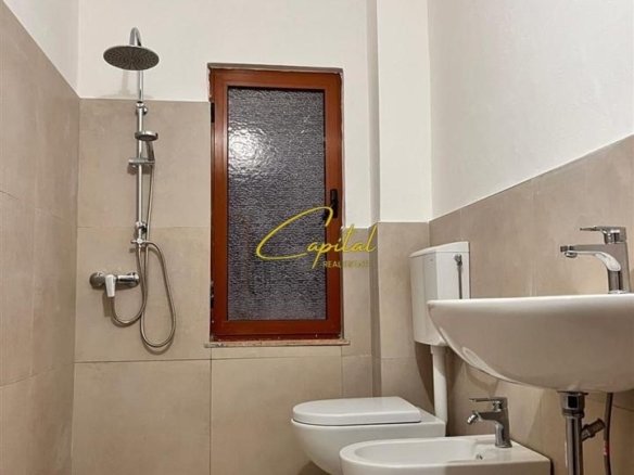 SHITET APARTAMENT 1+1 KOMBINAT 7.400.000 LEKE