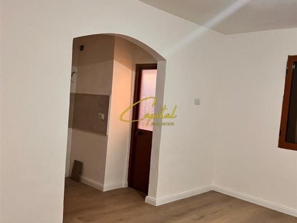 SHITET APARTAMENT 1+1 KOMBINAT 7.400.000 LEKE