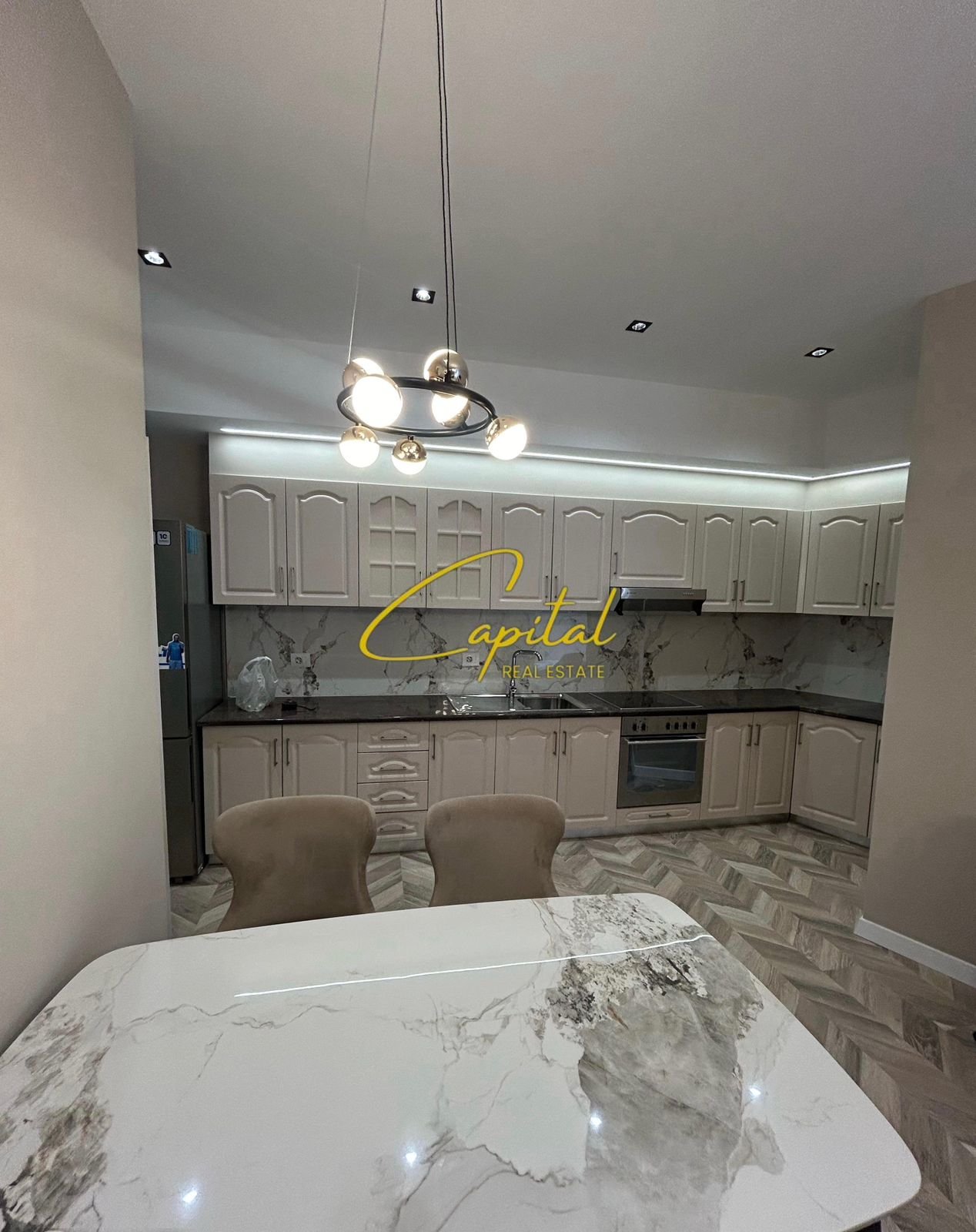 SHITET APARTAMENT 2+1+2 QENDER 360.000 EURO