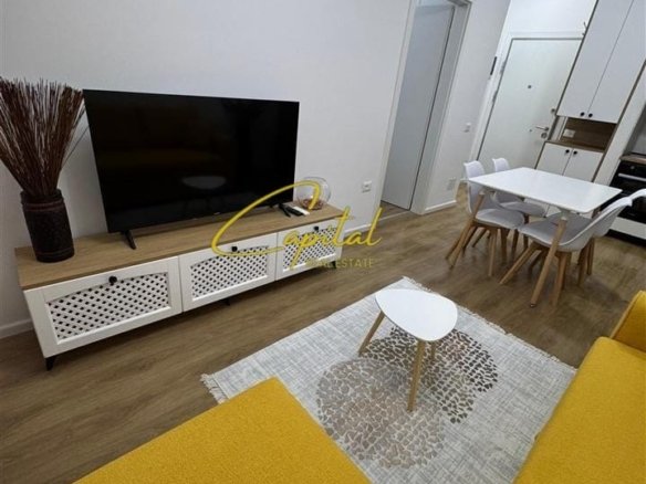 APARTAMENT ME QERA 1+1 ALI DEMI 450 EURO