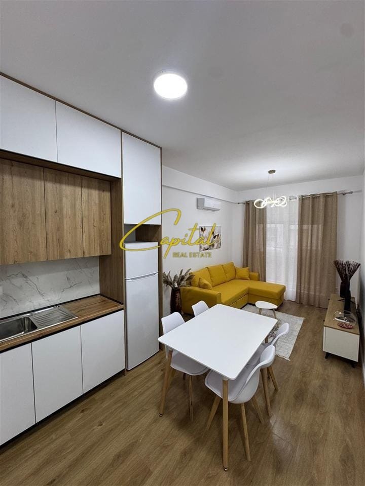 WhatsApp Image 2025-12-09 at 4.07.55 PM APARTAMENT ME QERA 1+1 ALI DEMI 450 EURO