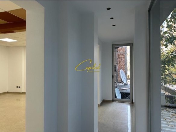 AMBIENT BIZNESI ME QERA 100 M2 ISH BLLOKU 1000 EURO