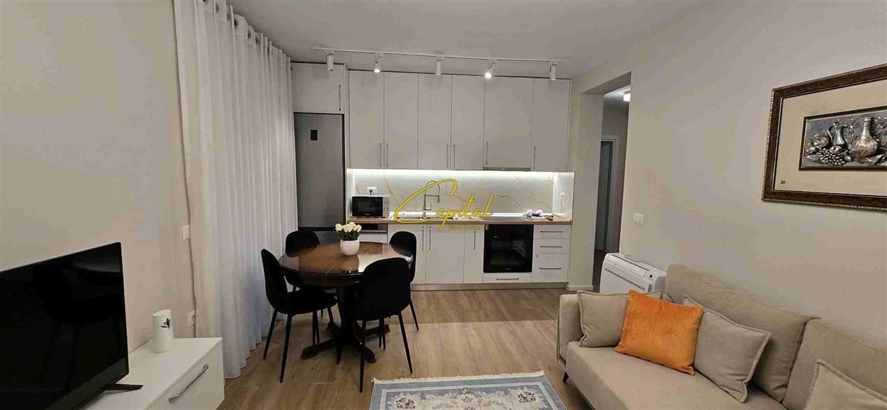 APARTAMENT ME QERA 2+1 MYSLYM SHYRI 75.000 LEKE