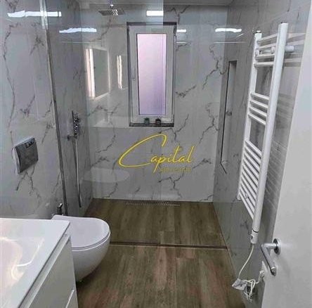 APARTAMENT ME QERA 2+1 MYSLYM SHYRI 75.000 LEKE