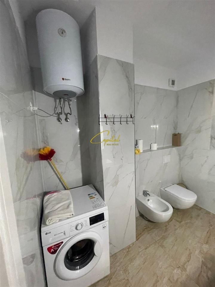 APARTAMENT ME QERA 2+1 PORCELANI 700 EURO