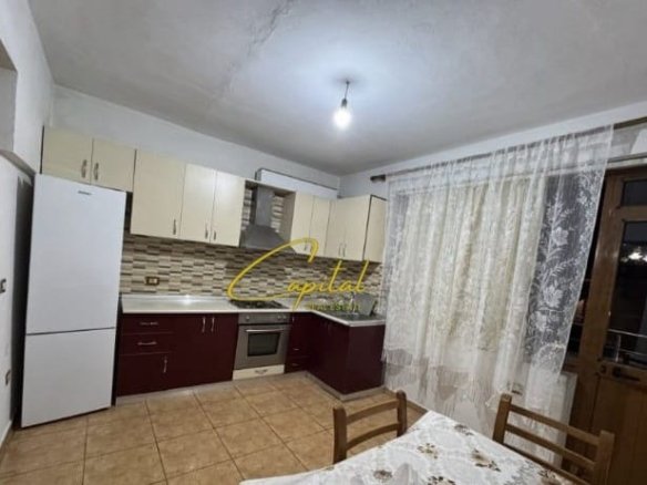 APARTAMENT ME QERA 2+1 MATERNITETI I RI 45.000 LEKE