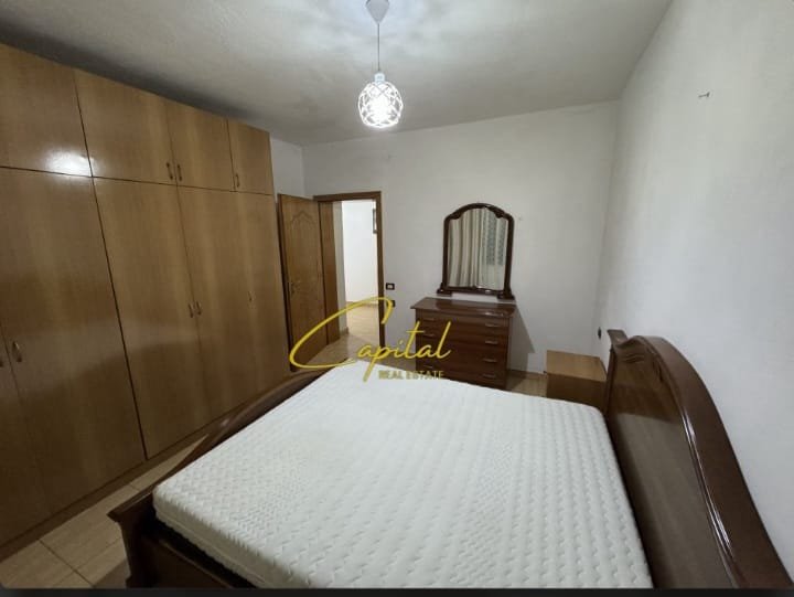 APARTAMENT ME QERA 2+1 MATERNITETI I RI 45.000 LEKE