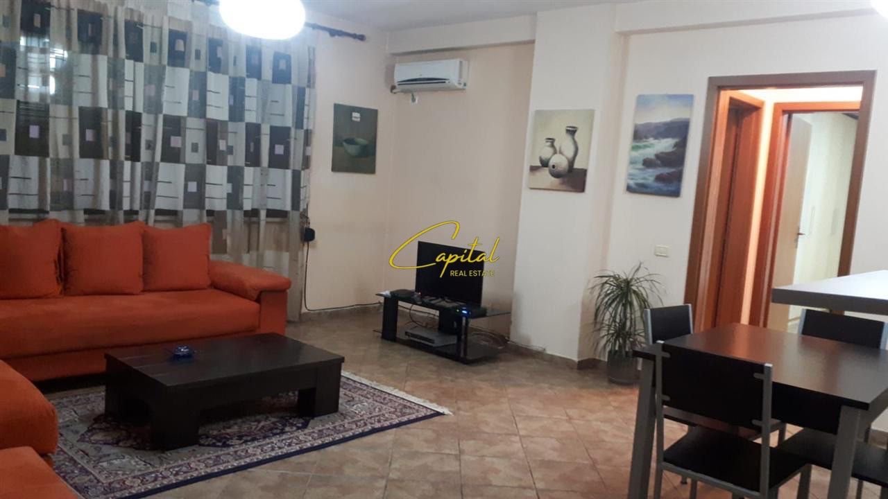 WhatsApp Image 2025-12-12 at 11.05.01 AM APARTAMENT ME QERA 1+1 ISH BLLOKU 70.000 LEKE