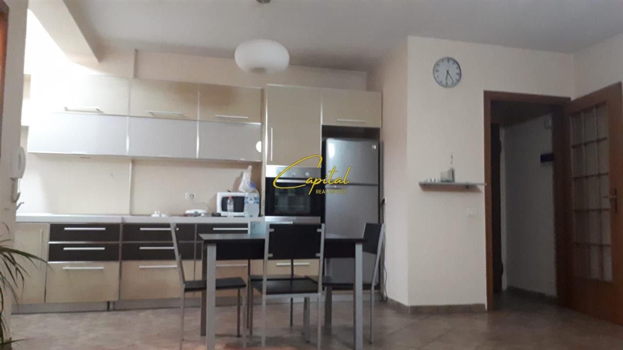 WhatsApp Image 2025-12-12 at 11.05.03 AM APARTAMENT ME QERA 1+1 ISH BLLOKU 70.000 LEKE