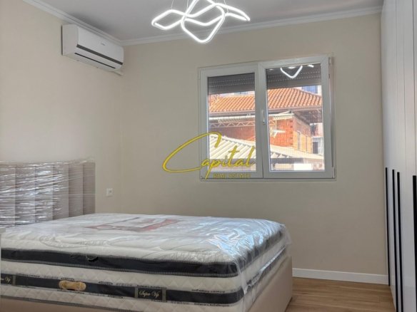 SHITET APARTAMENT 1+1 SHKOLLA E BASHKUAR 122.000 EURO
