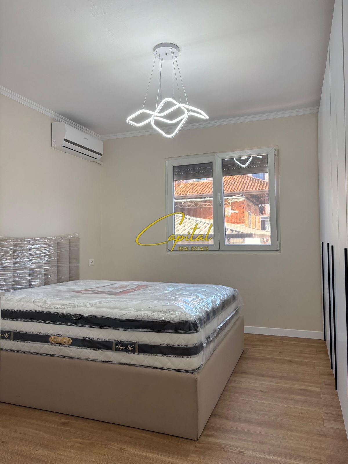 WhatsApp Image 2025-12-15 at 10.19.43 AM SHITET APARTAMENT 1+1 SHKOLLA E BASHKUAR 122.000 EURO