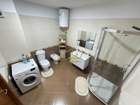 APARTAMENT ME QERA 1+1 RRUGA E KAVAJES 70.000 LEKE