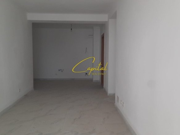 ZYRE ME QERA 119 M2 KOMBINAT 400 EURO