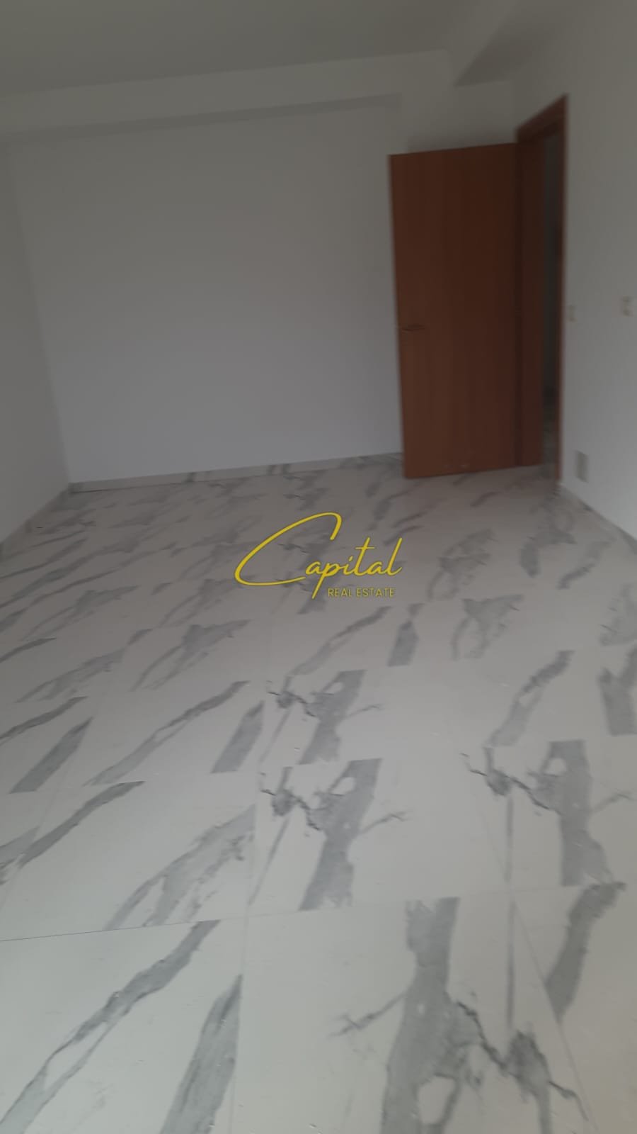 ZYRE ME QERA 119 M2 KOMBINAT 400 EURO