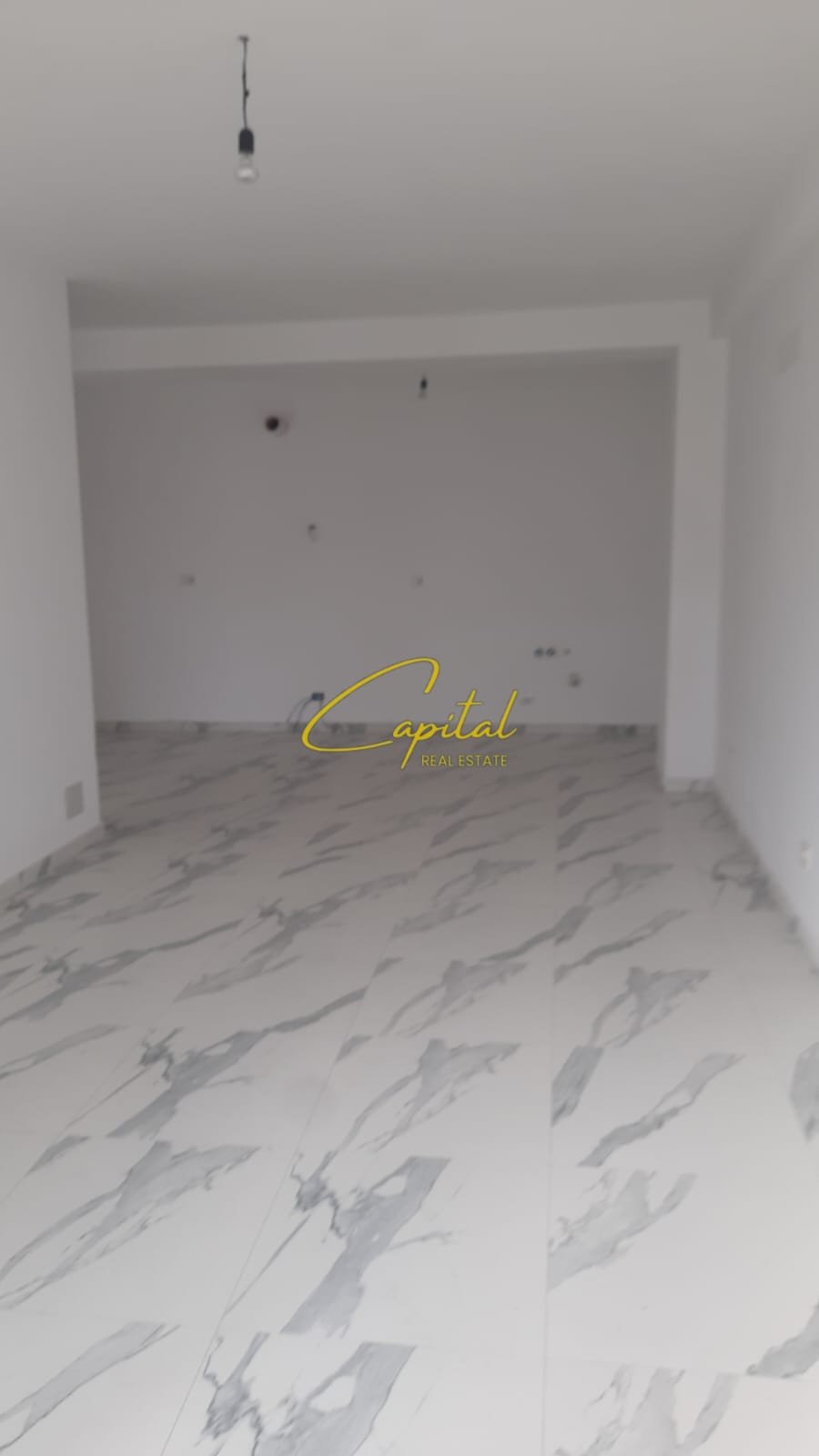 ZYRE ME QERA 119 M2 KOMBINAT 400 EURO