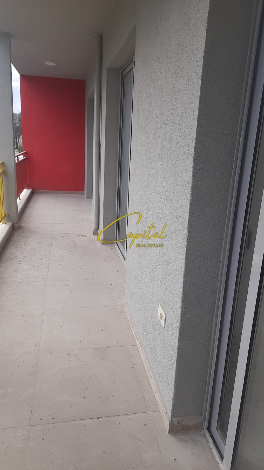 ZYRE ME QERA 119 M2 KOMBINAT 400 EURO