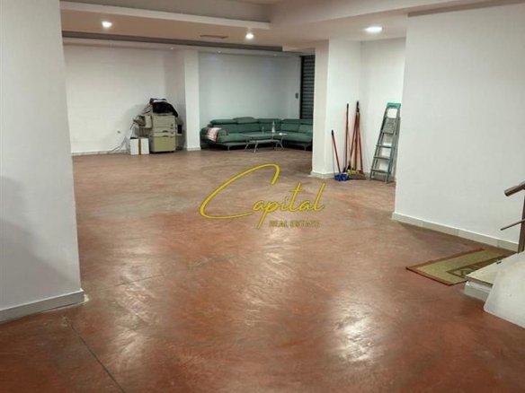 AMBIENT BIZNESI ME QERA 450 M2 RRUGA JORDAN MISJA 2.800 EURO