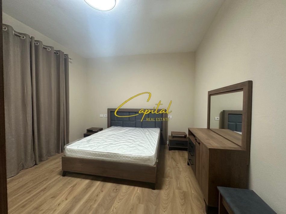 APARTAMENT ME QERA 2+1 SAUK 500 EURO
