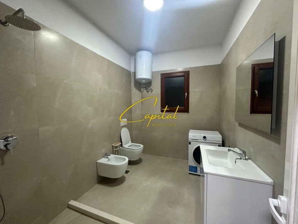 APARTAMENT ME QERA 2+1 SAUK 500 EURO