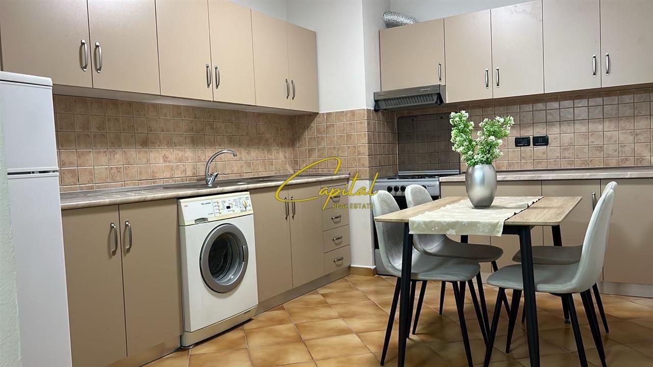 WhatsApp Image 2025-12-17 at 2.00.31 PM (3) APARTAMENT ME QERA 1+1 ISH BLLOKU 65.000 LEKE