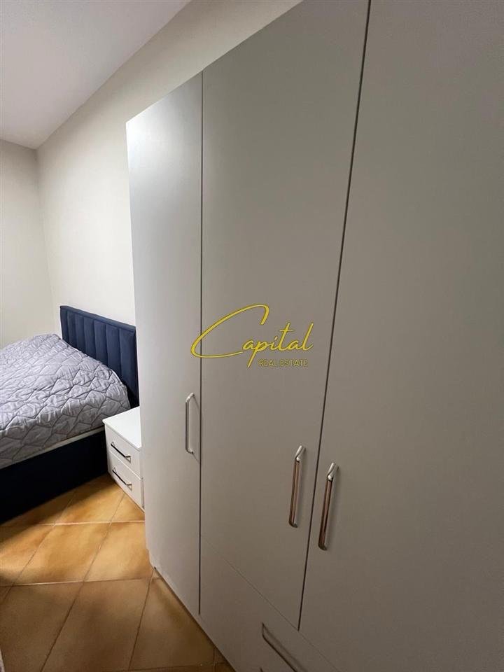WhatsApp Image 2025-12-17 at 2.00.32 PM APARTAMENT ME QERA 1+1 ISH BLLOKU 65.000 LEKE