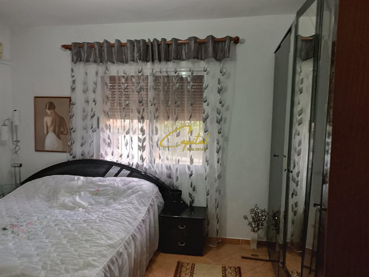 SHITET VILE PRIVATE 670 M2 BERAT 450.000 EURO