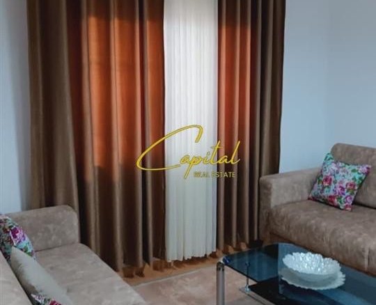 SHITET VILE PRIVATE 670 M2 BERAT 450.000 EURO