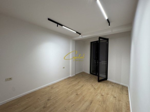 ZYRE ME QERA 94 M2 REZIDENCA GOLDEN TOWER 1000 EURO